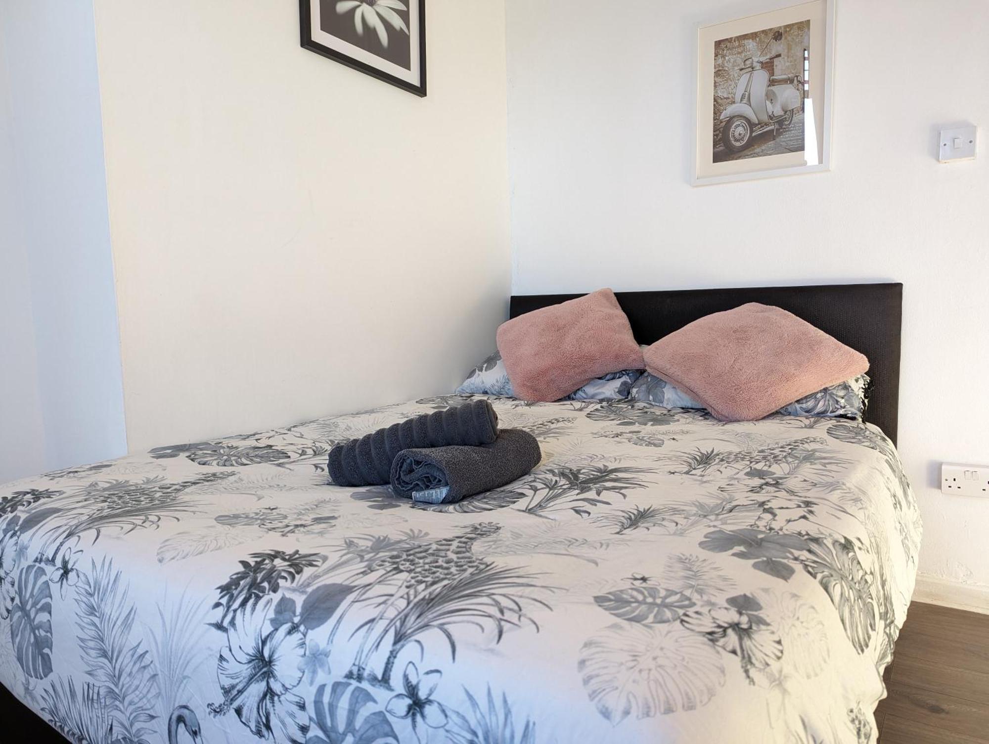 2 Bedroom In A Supurb Area Of Apartamento Cardiff