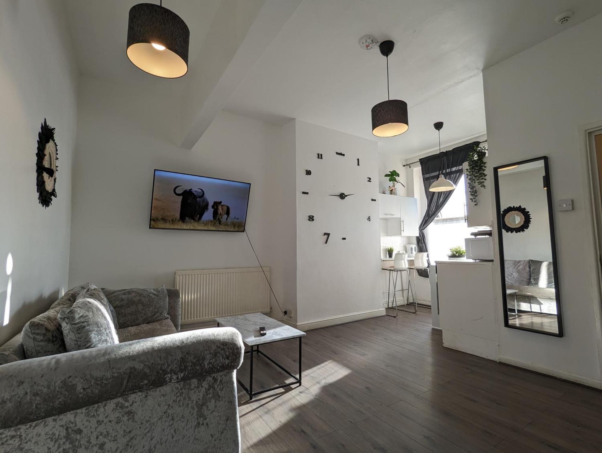 Apartamento 2 Bedroom In A Supurb Area Of *