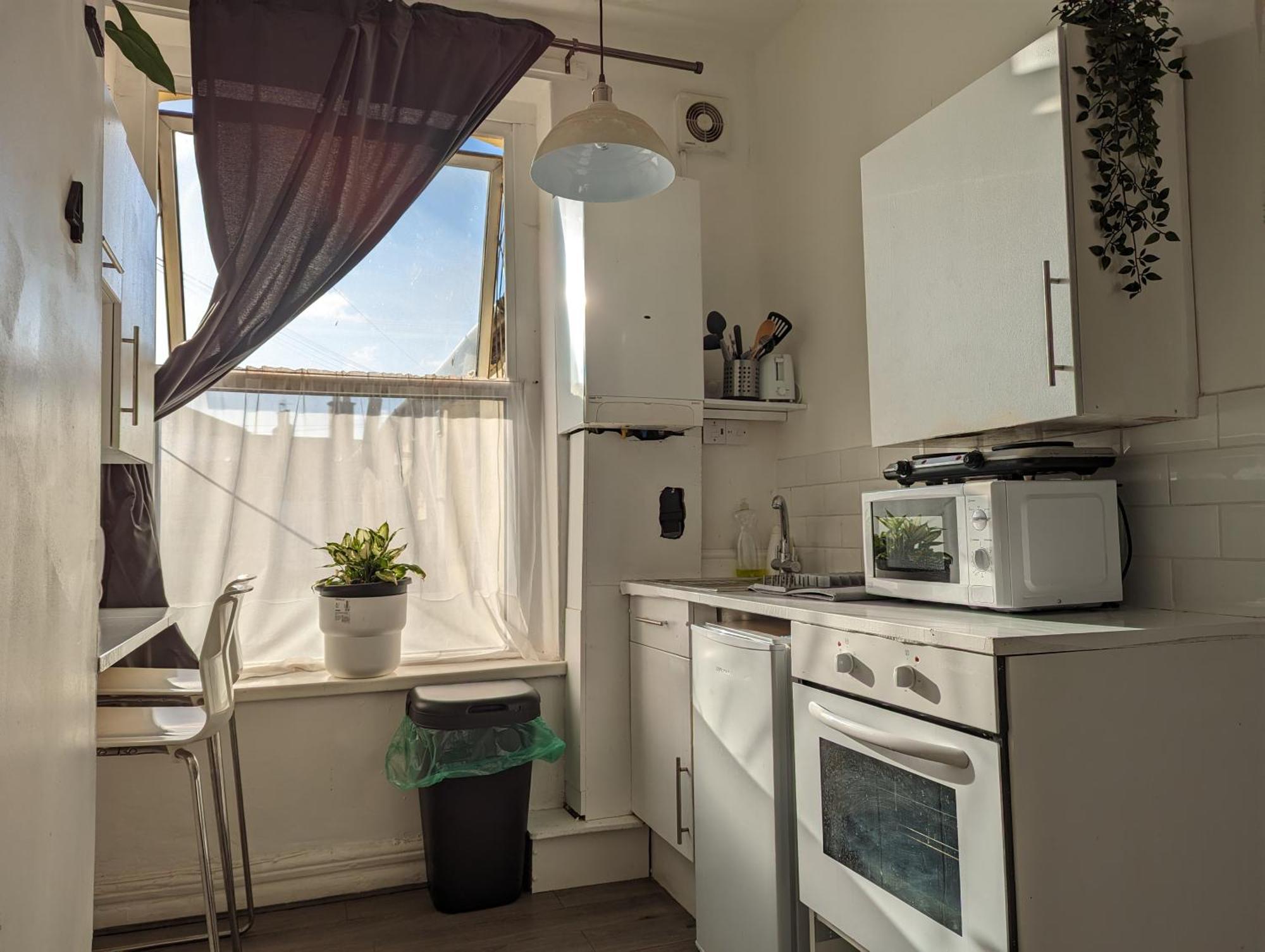 Apartamento 2 Bedroom In A Supurb Area Of *