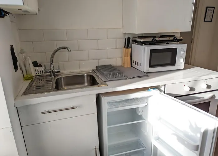 2 Bedroom Apartment In A Supurb Area Of Cardiff